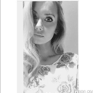 Meet your Posher, Rebekah